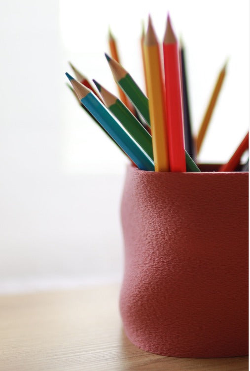 LayerStory “WaveForm” Desk Organizer – Modern Sculptural Pen Holder
