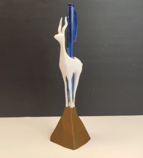 LayerStory “Antelope Rise” Desk Organizer – Sculptural Pen Holder