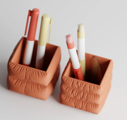 LayerStory “Puffer Square” Desk Organizer – Modern Quilted Pen Holder
