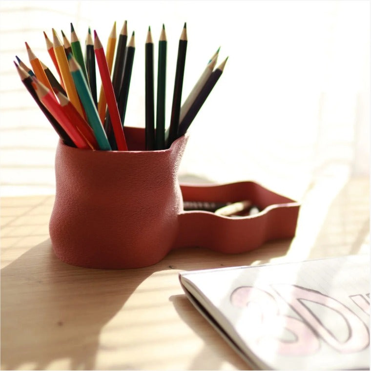 LayerStory “WaveForm” Desk Organizer – Modern Sculptural Pen Holder