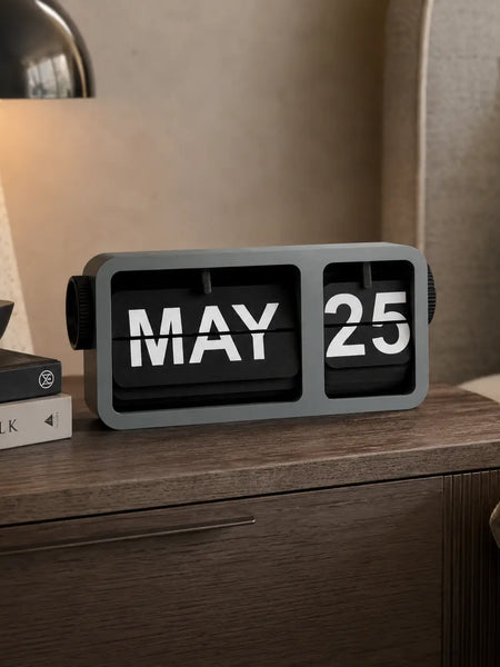 FlipFrame Desk Calendar